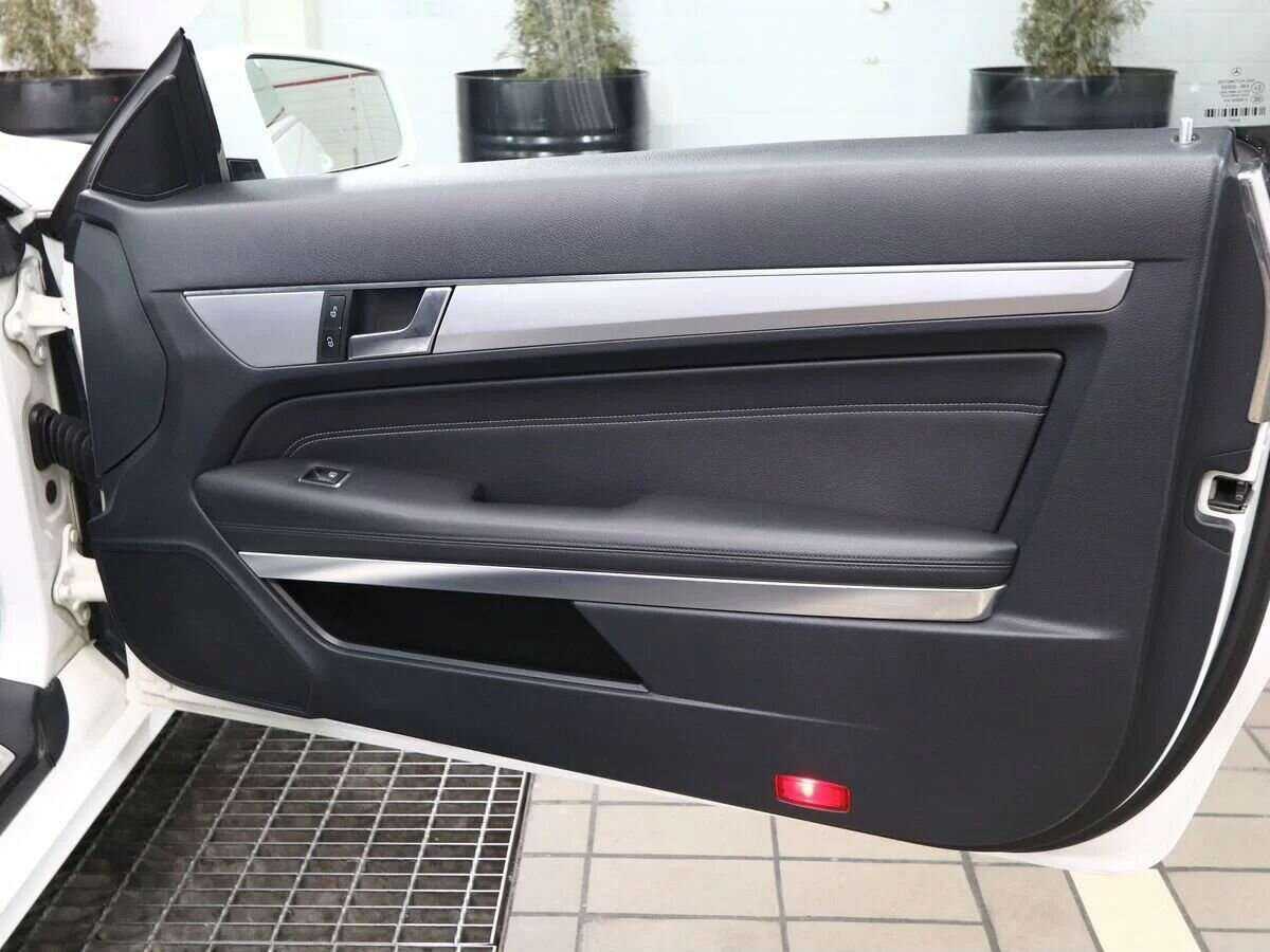 Купить Mercedes-Benz E-Класс 200, 2013, 266 000 км, фото №16