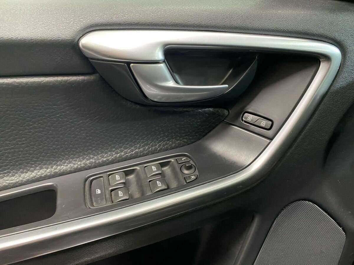 Купить Volvo XC60, 2013, 235 829 км, фото №17