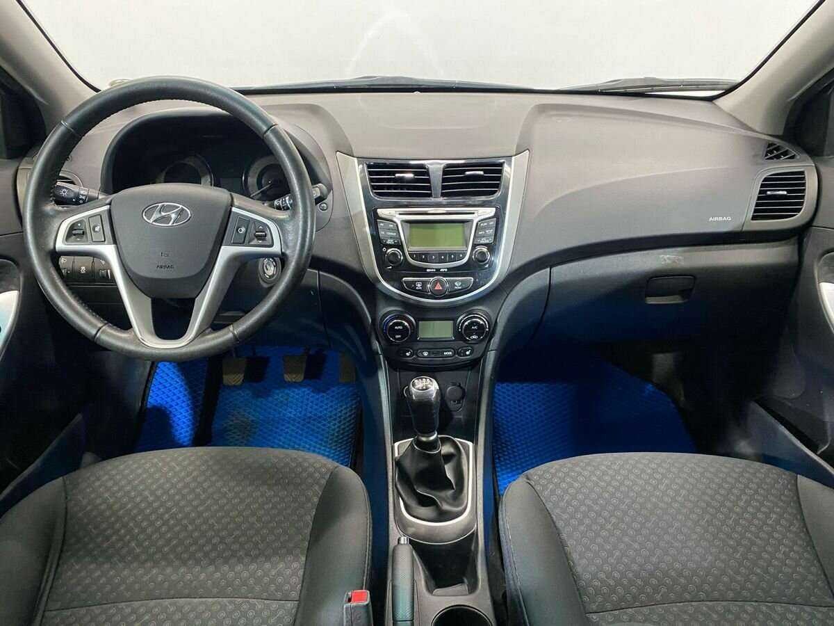 Купить Hyundai Solaris, 2012, 142 823 км, фото №9