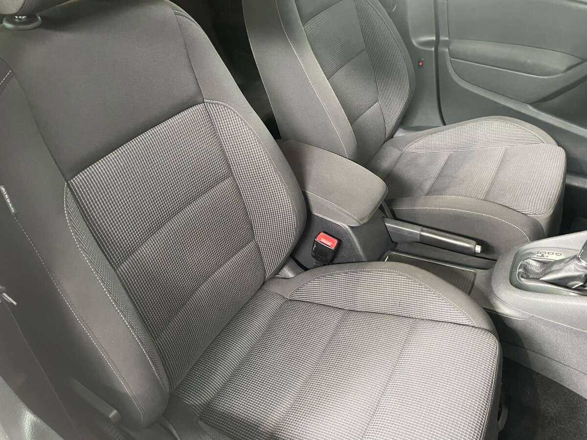 Купить Volkswagen Golf, 2012, 234 848 км, фото №18