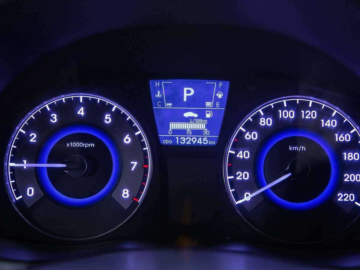 Купить Hyundai Solaris, 2012, 132 942 км, фото №15