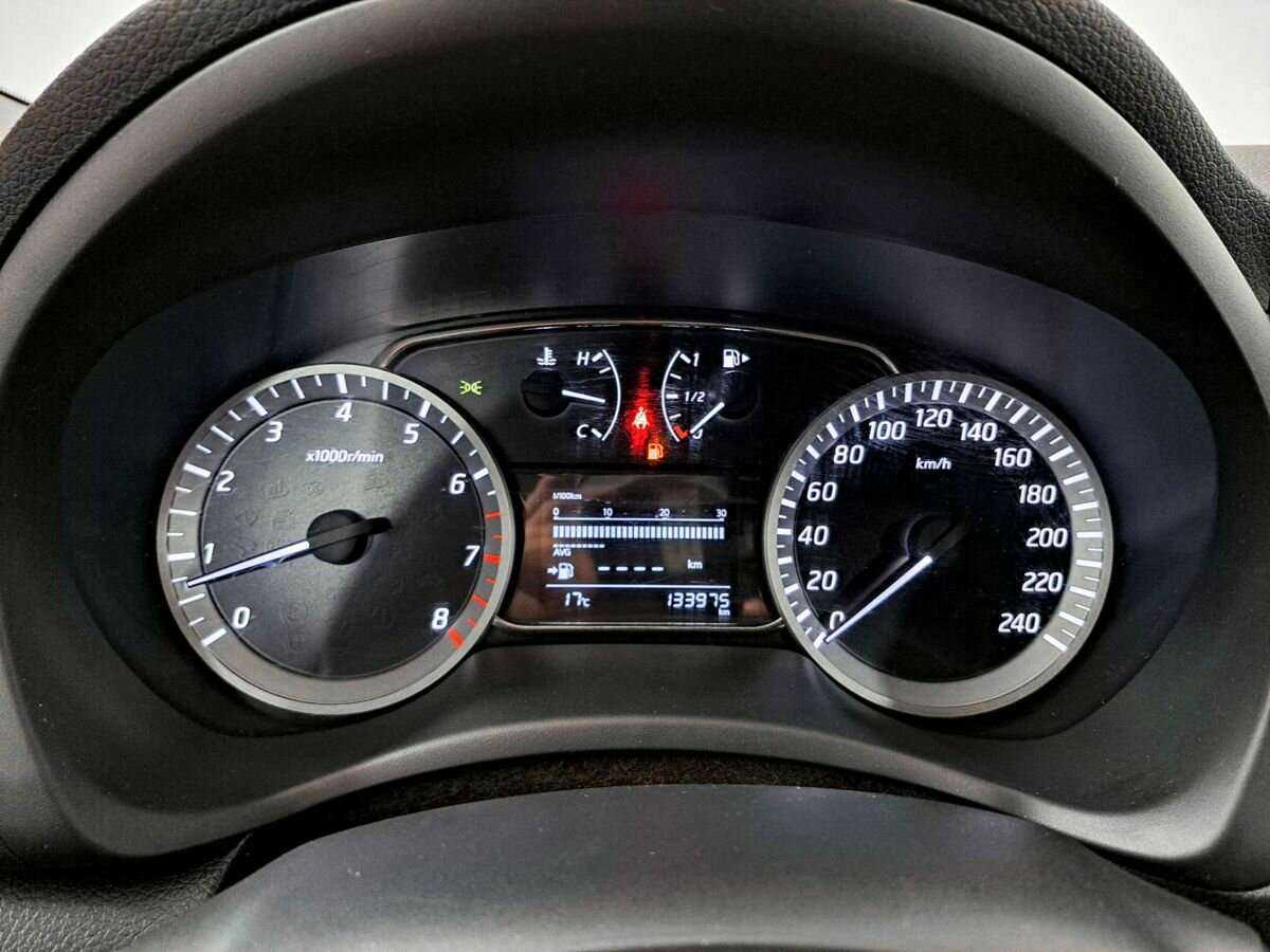 Купить Nissan Tiida, 2015, 133 980 км, фото №11