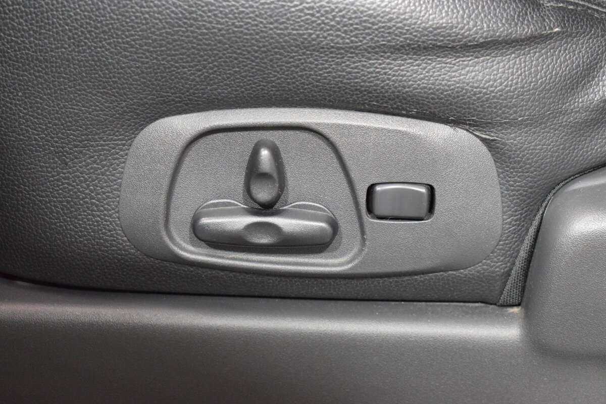 Купить Mitsubishi Pajero, 2014, 177 000 км, фото №7