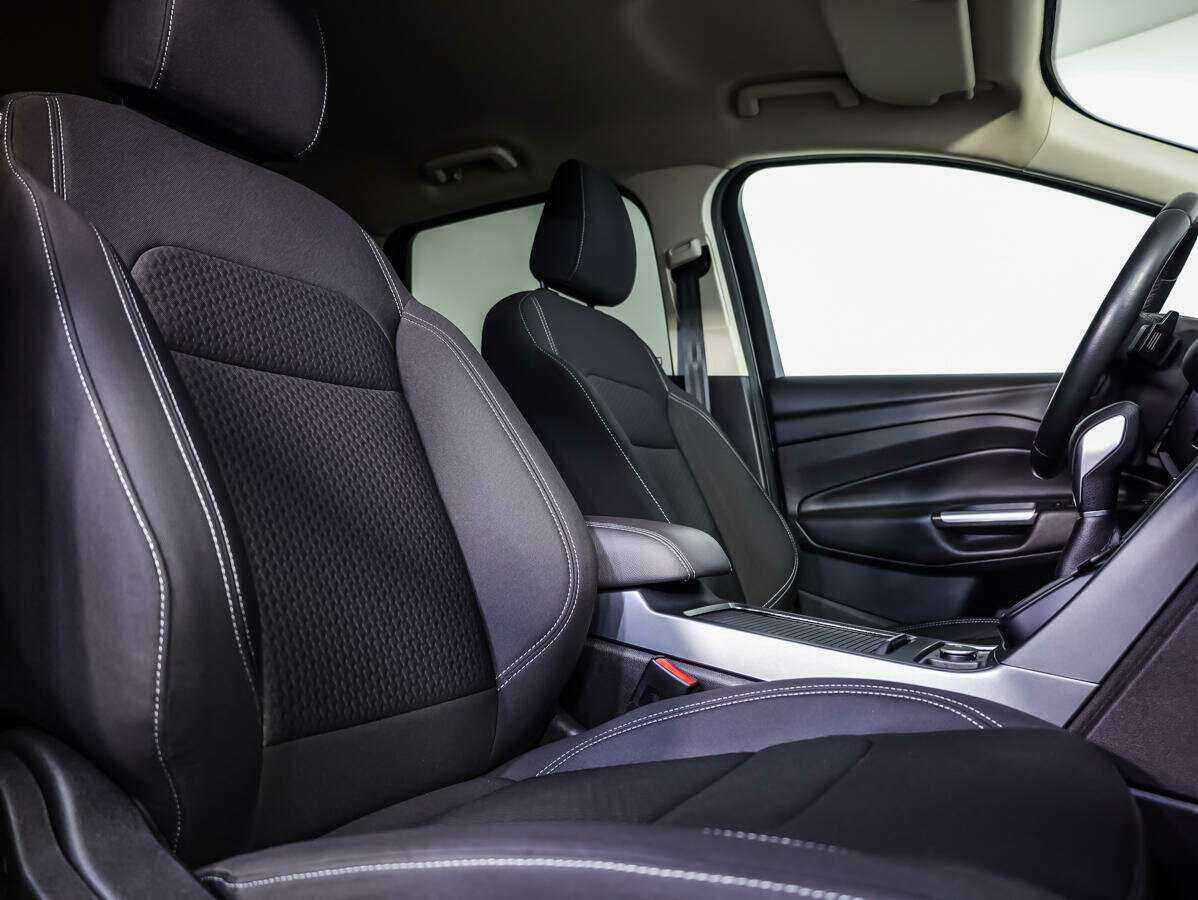 Купить Ford Kuga, 2017, 119 184 км, фото №10