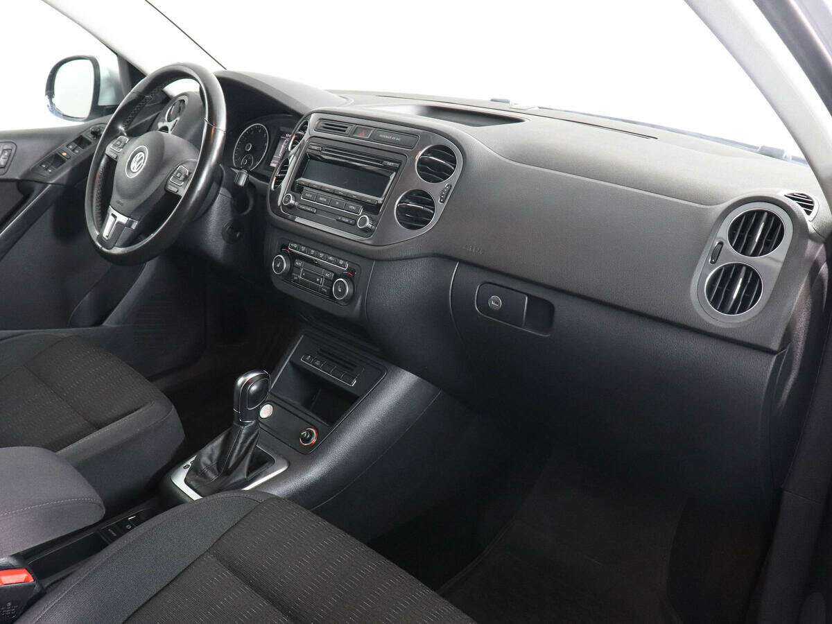 Купить Volkswagen Tiguan, 2012, 169 919 км, фото №10