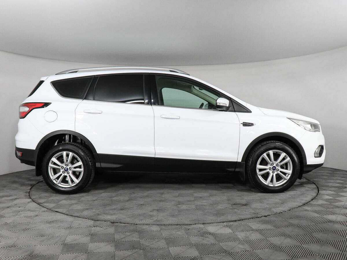 Купить Ford Kuga, 2018, 108 250 км, фото №4