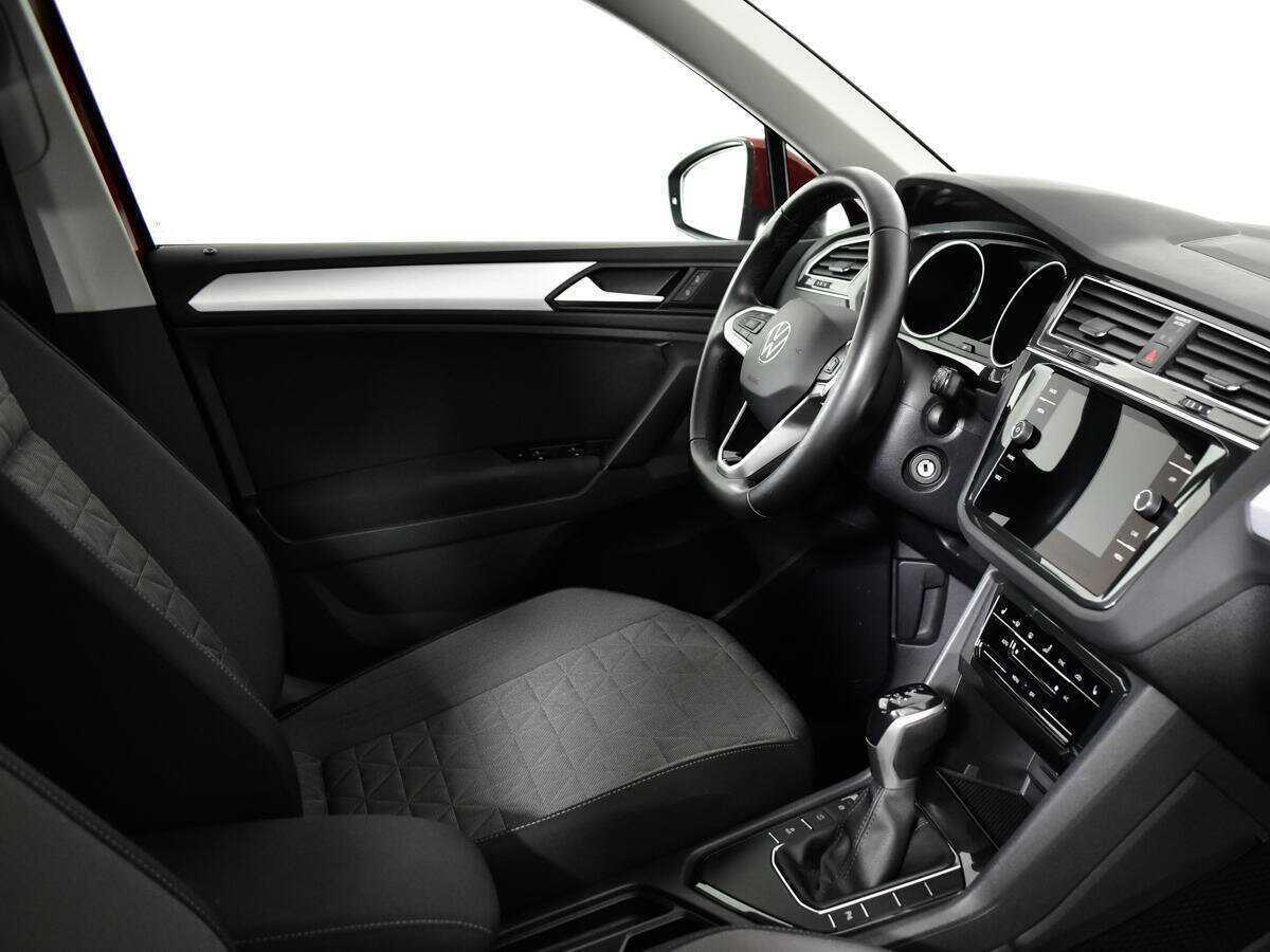 Купить Volkswagen Tiguan, 2021, 39 543 км, фото №9