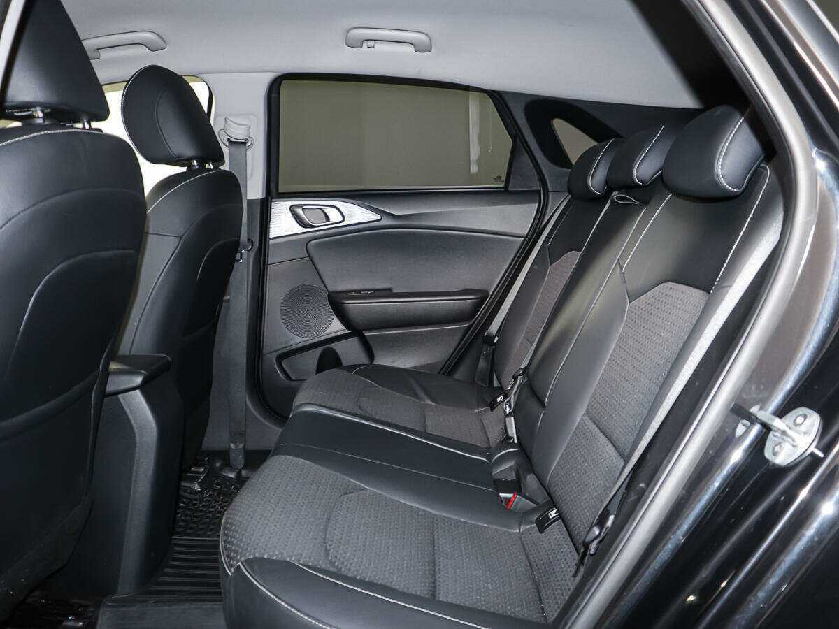 Купить Kia Ceed, 2018, 67 093 км, фото №9