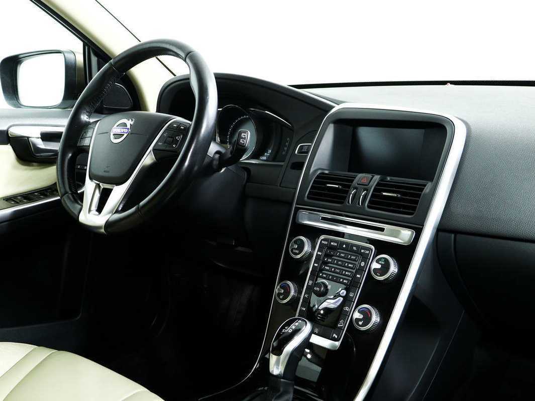 Купить Volvo XC60, 2017, 157 180 км, фото №9