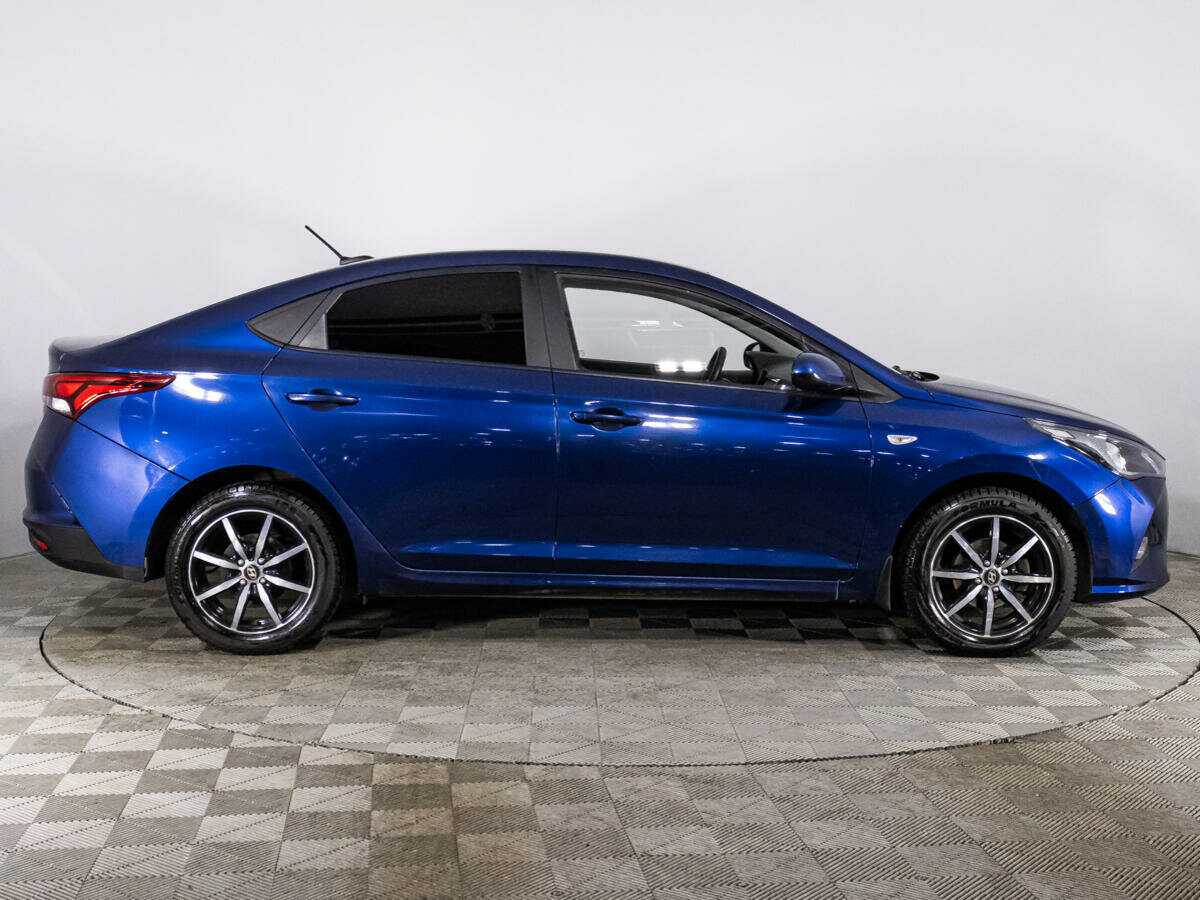 Купить Hyundai Solaris, 2021, 88 935 км, фото №4