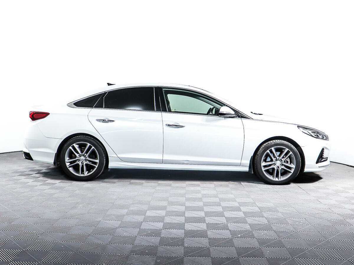 Купить Hyundai Sonata, 2018, 106 064 км, фото №4