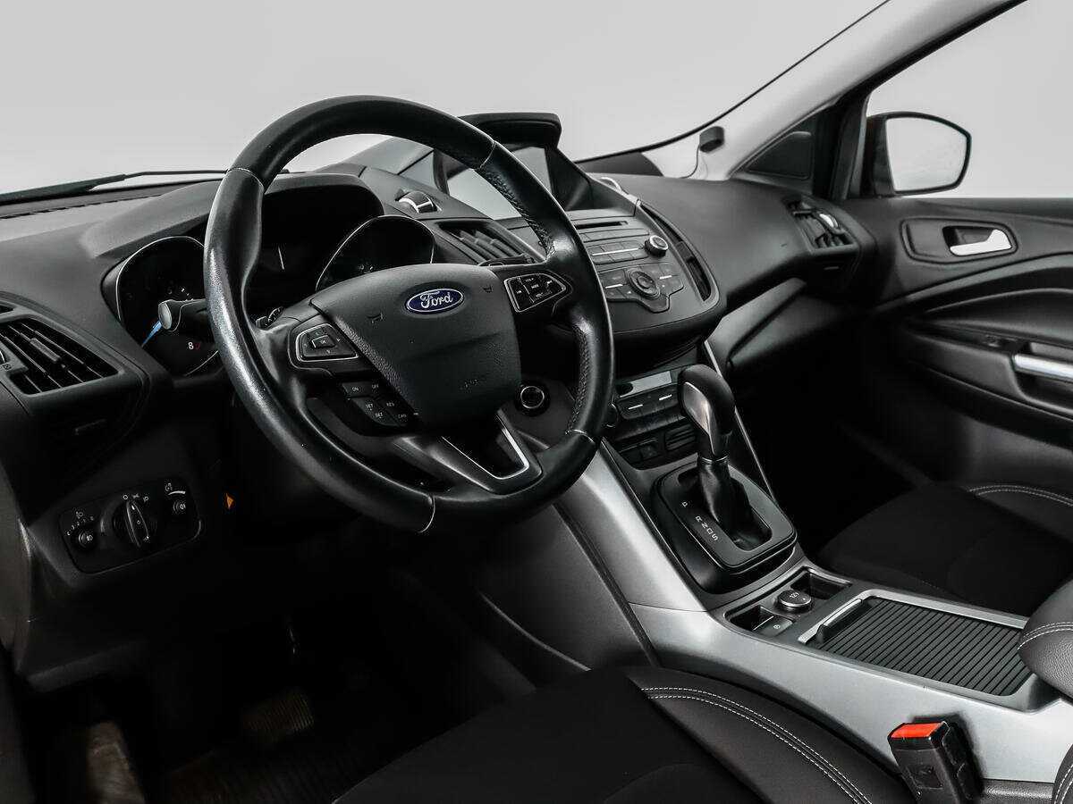 Купить Ford Kuga, 2017, 113 900 км, фото №9