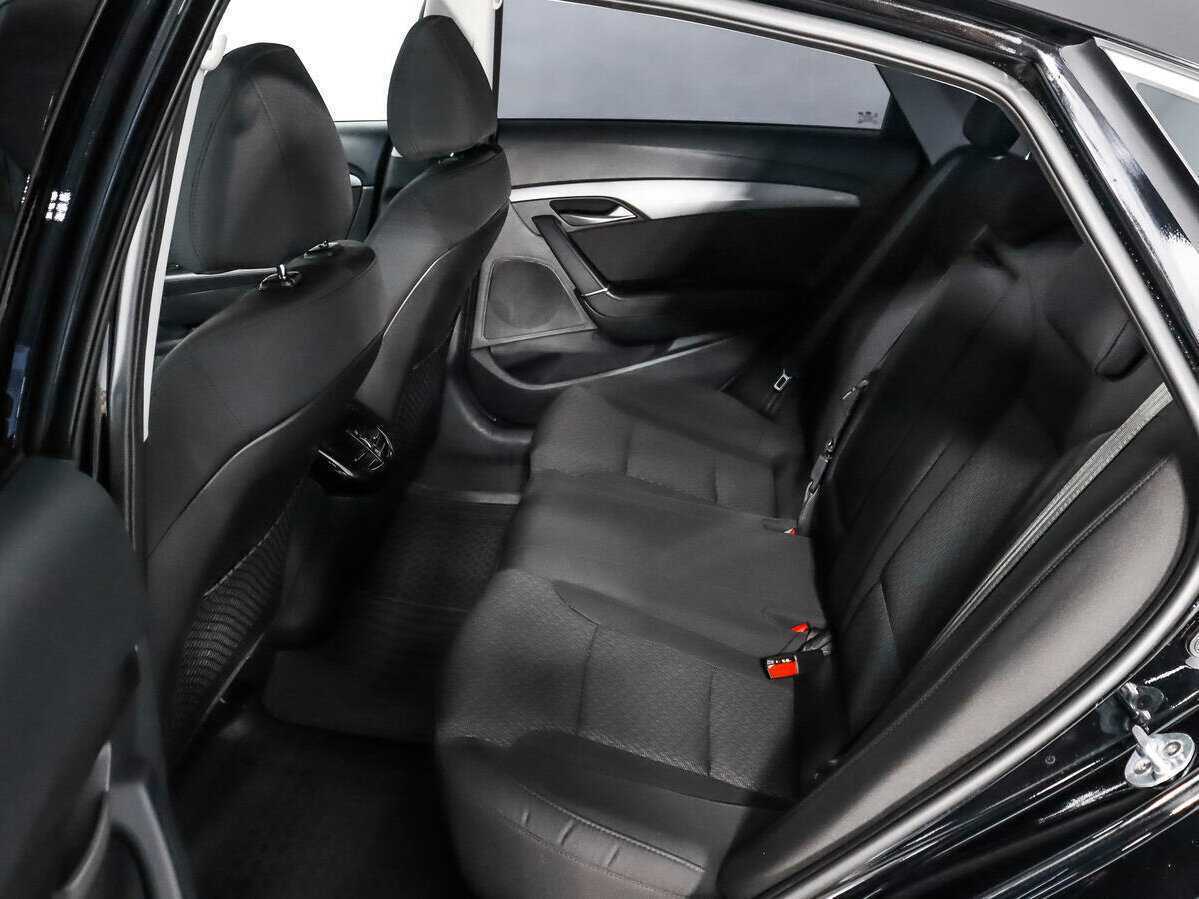 Купить Hyundai i40, 2016, 84 335 км, фото №10