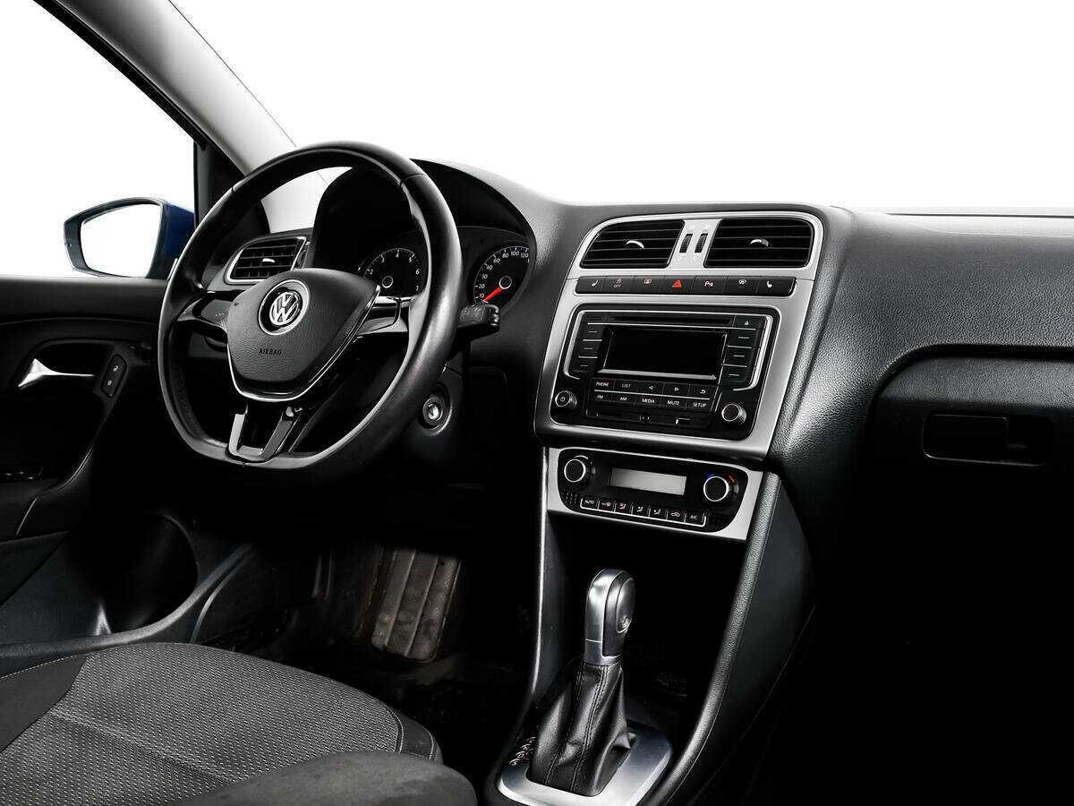 Купить Volkswagen Polo, 2017, 67 383 км, фото №9