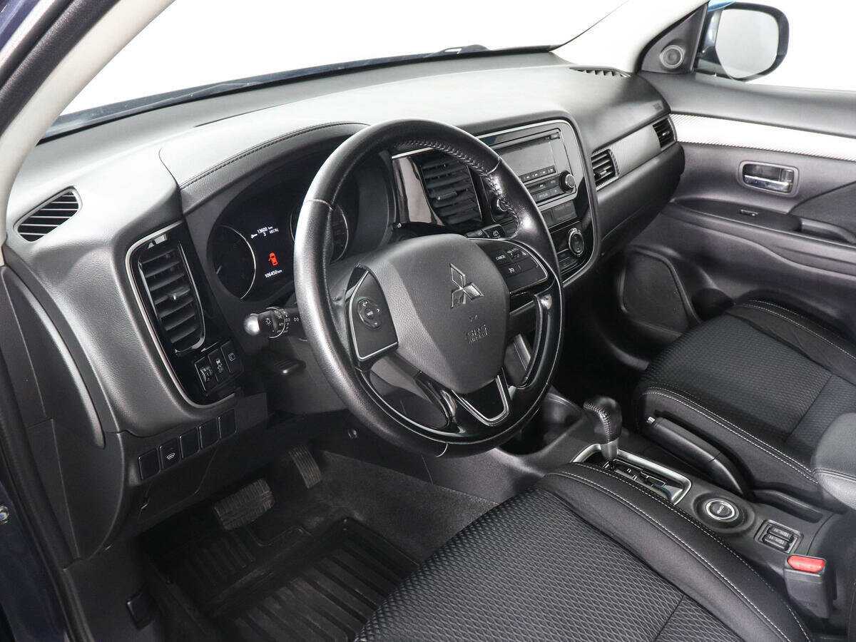 Купить Mitsubishi Outlander, 2016, 106 794 км, фото №9