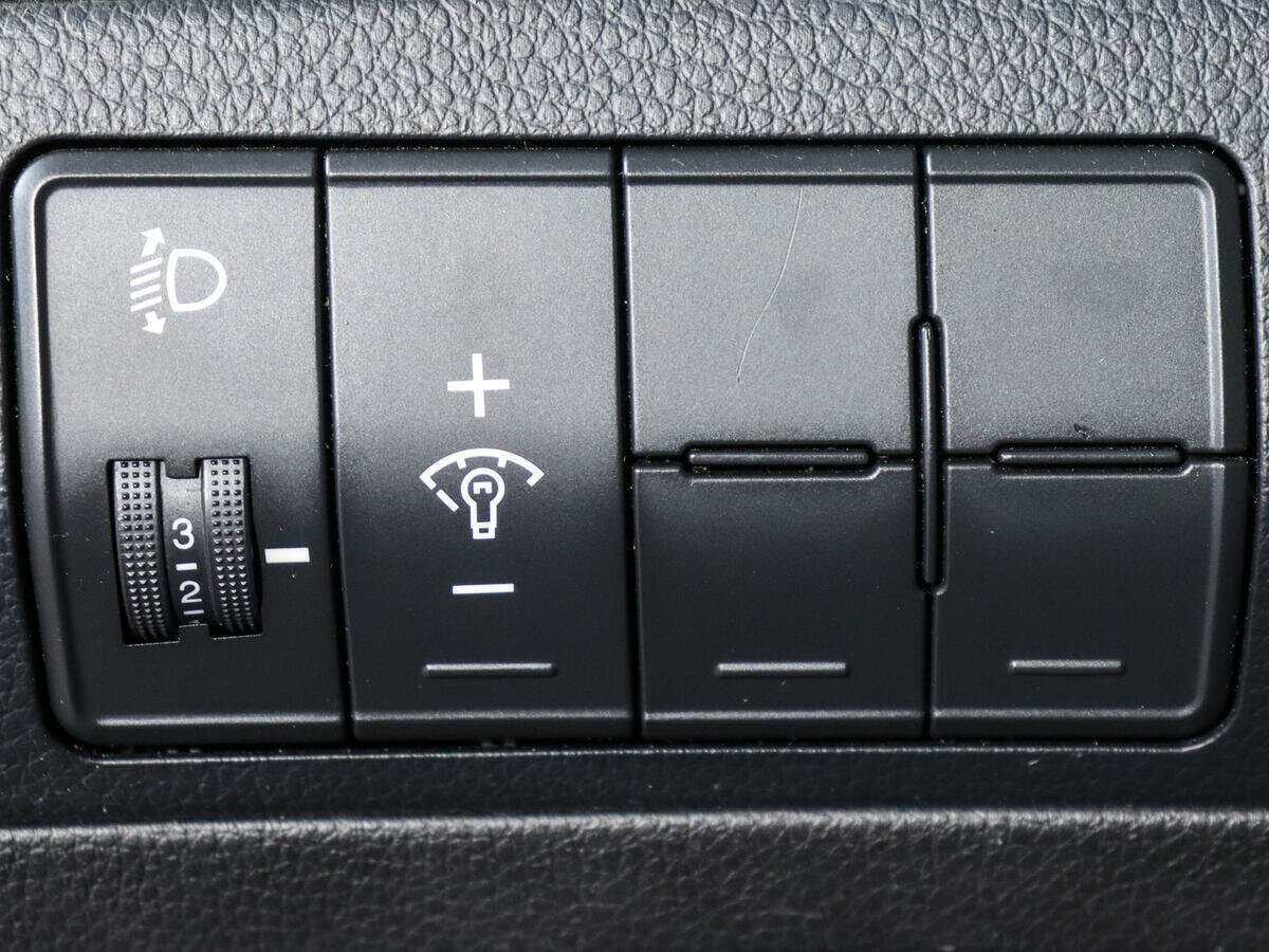 Купить Hyundai i30, 2012, 186 878 км, фото №13