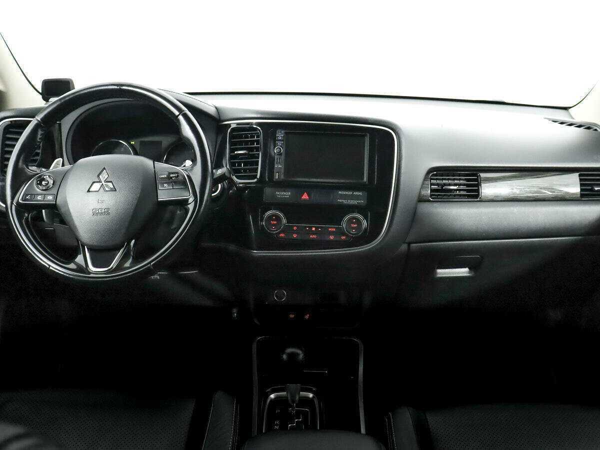 Купить Mitsubishi Outlander, 2017, 153 940 км, фото №11