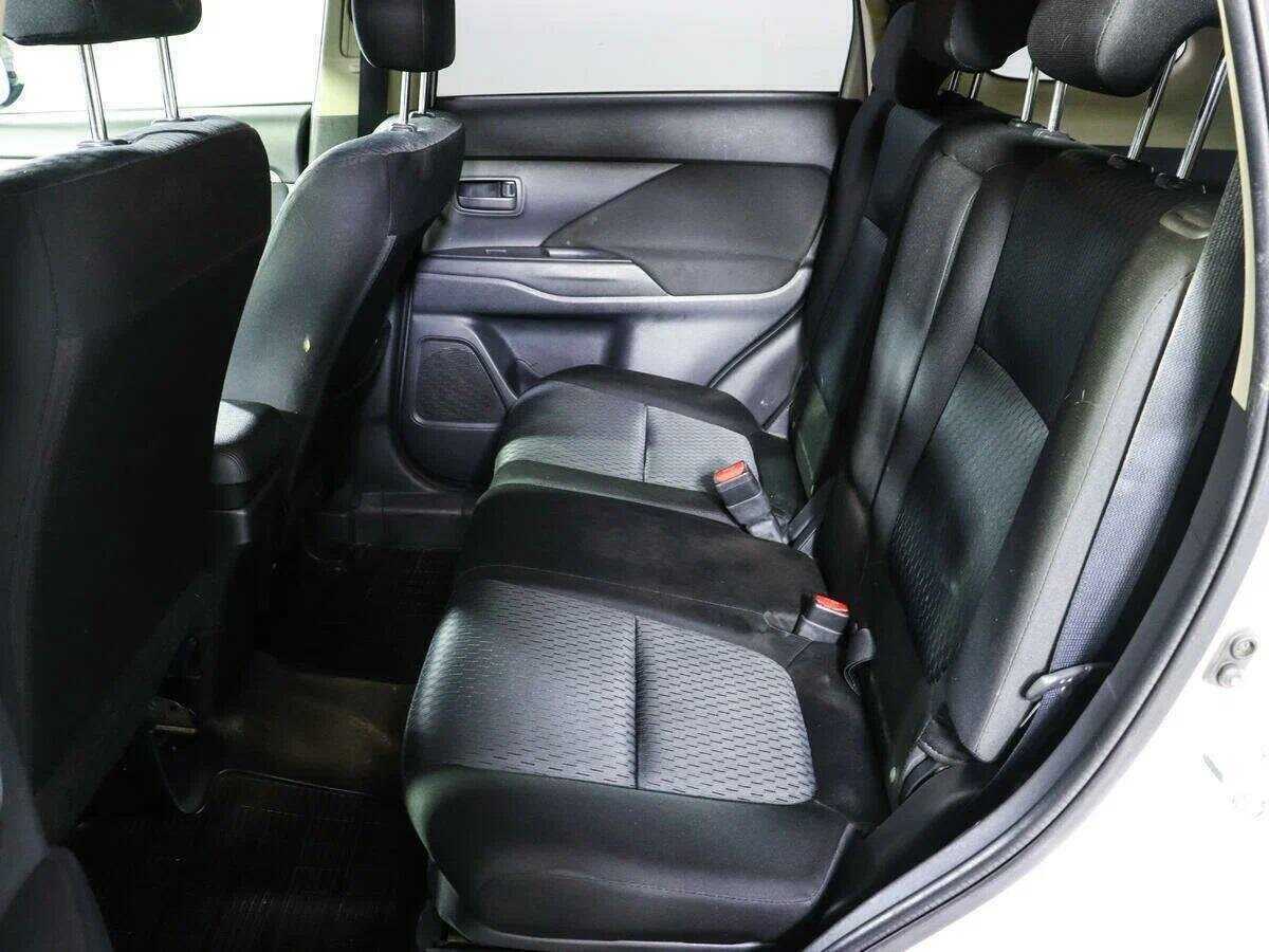 Купить Mitsubishi Outlander, 2012, 118 685 км, фото №7