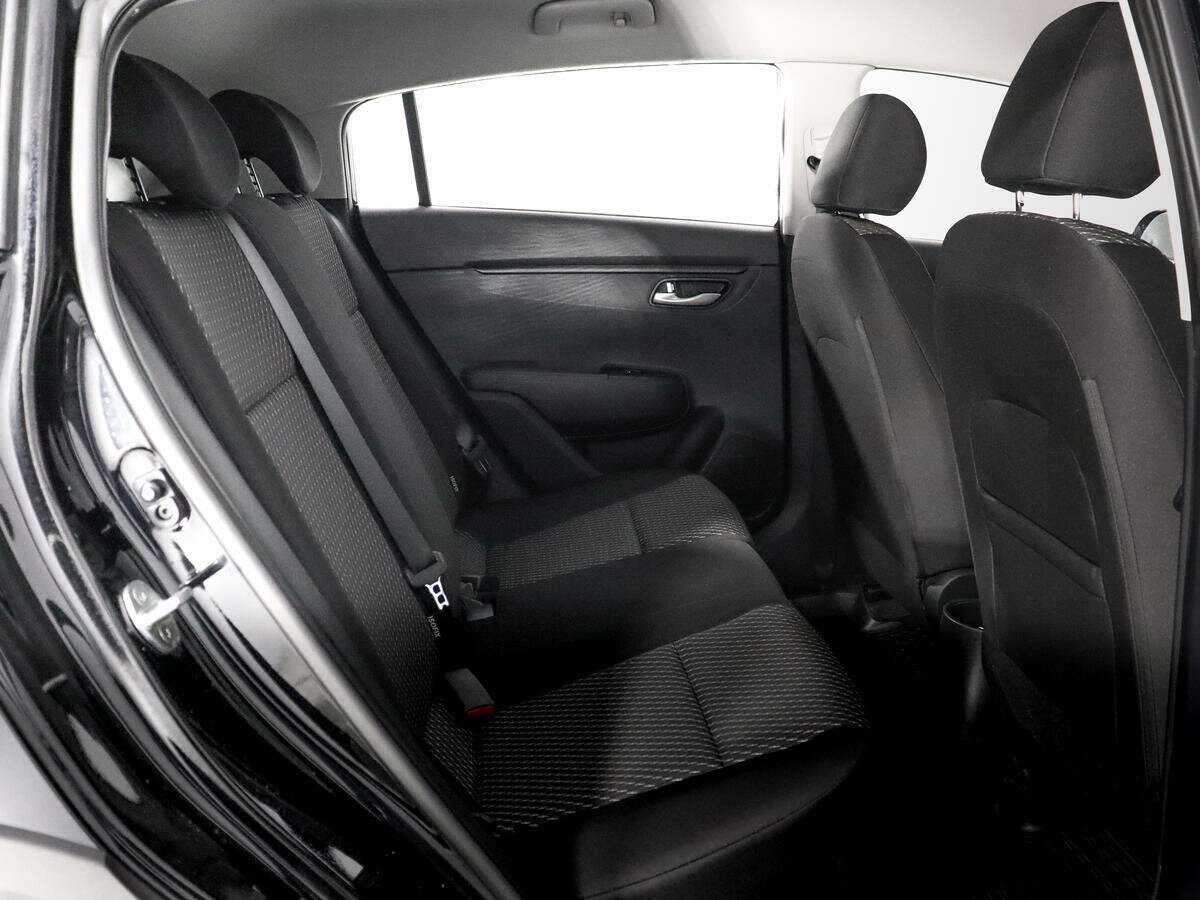 Купить Kia Rio X-Line, 2018, 77 156 км, фото №11