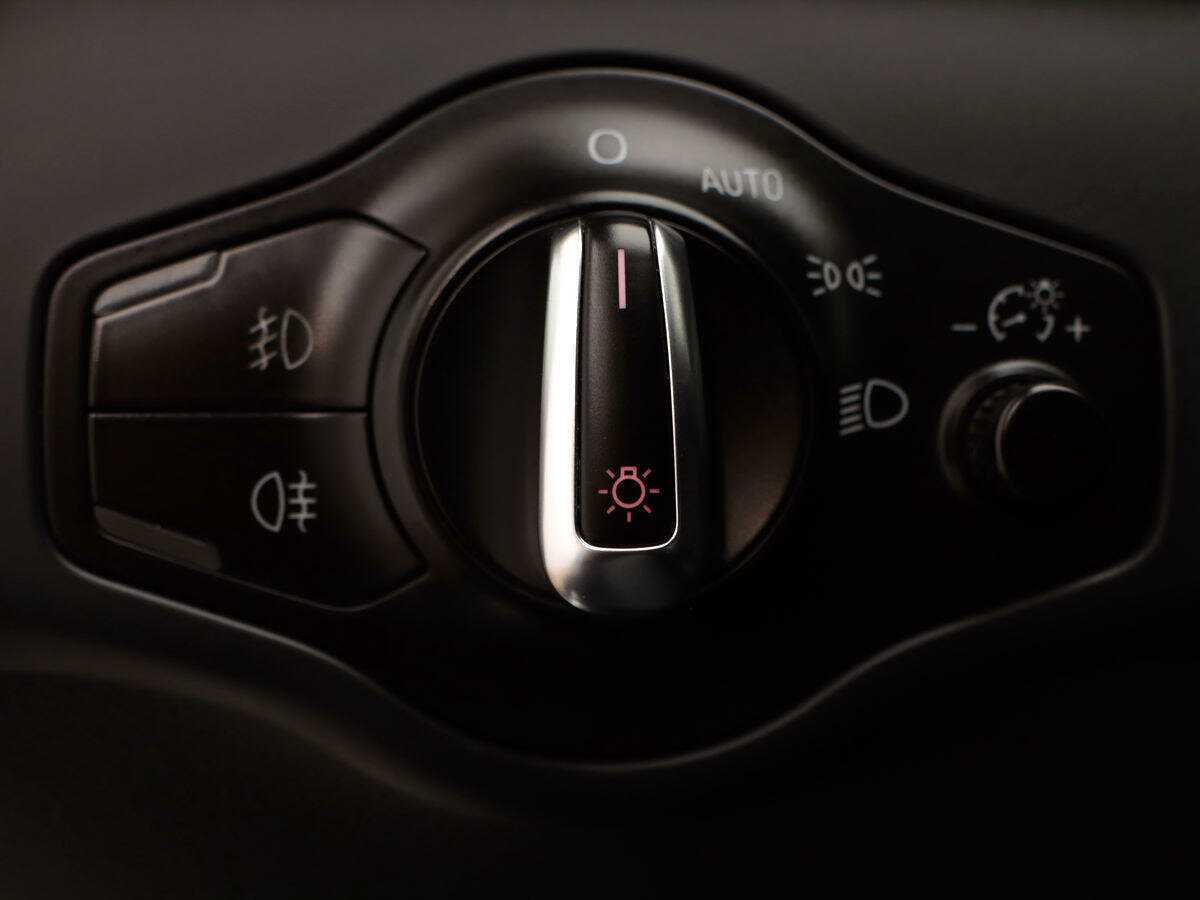 Купить Audi A4, 2013, 267 899 км, фото №13