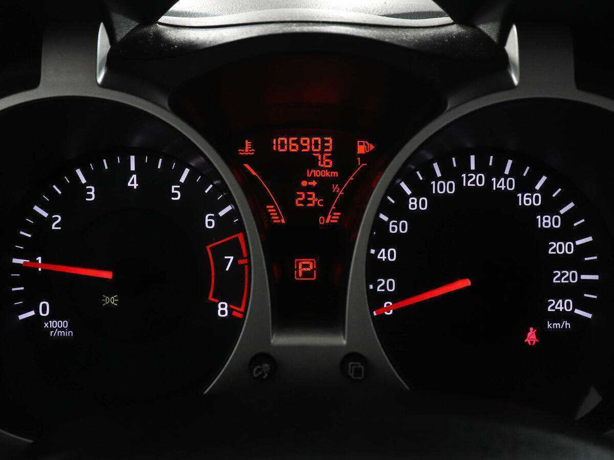 Купить Nissan Juke, 2012, 106 901 км, фото №11