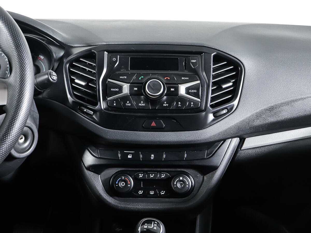 Купить Lada (ВАЗ) Vesta, 2016, 144 048 км, фото №12