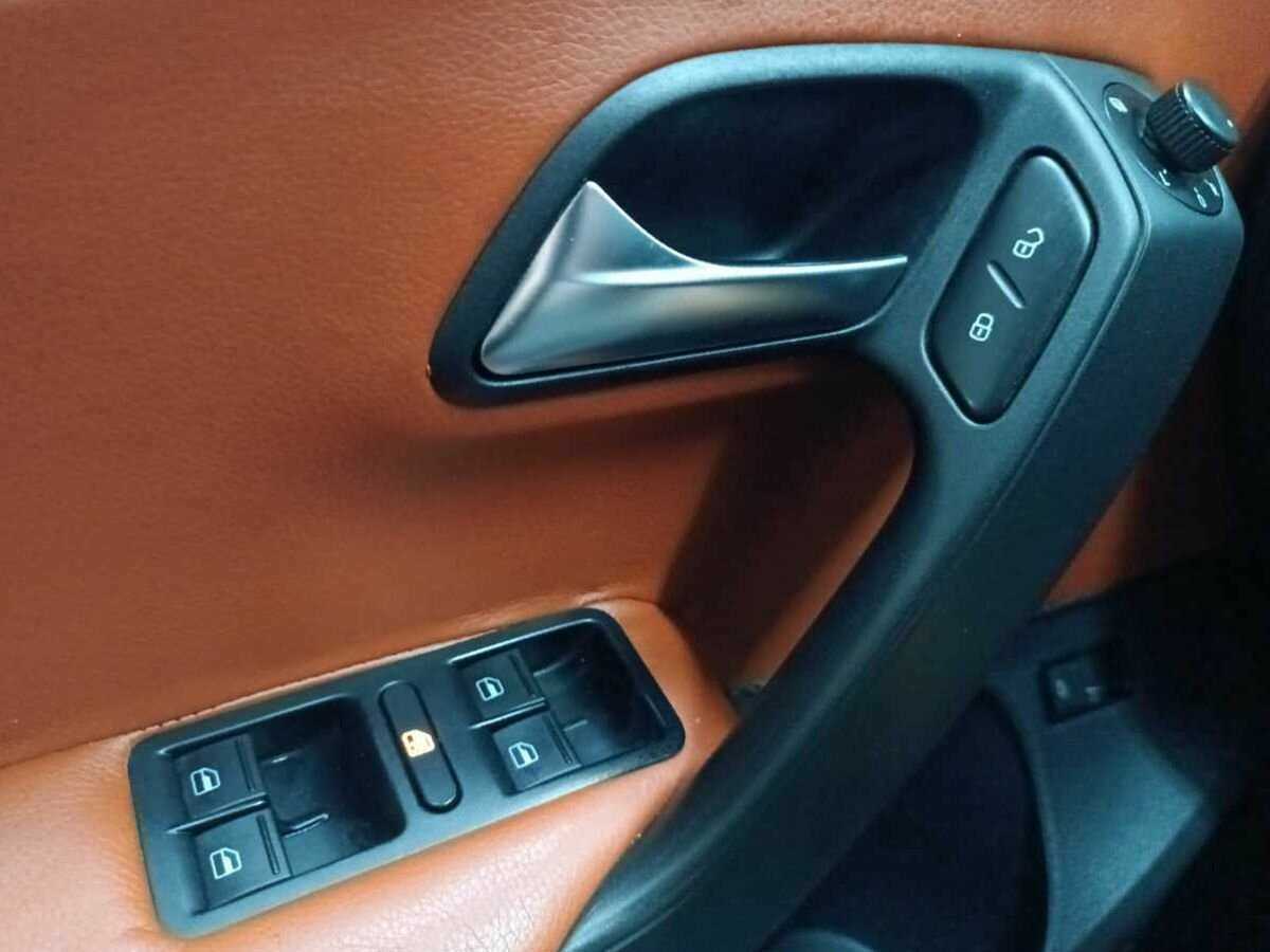 Купить Volkswagen Polo, 2016, 125 239 км, фото №15