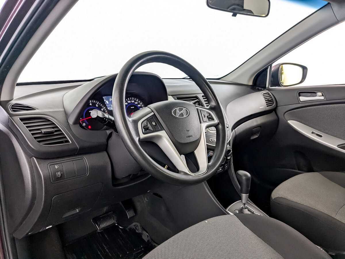 Купить Hyundai Solaris, 2012, 116 845 км, фото №14