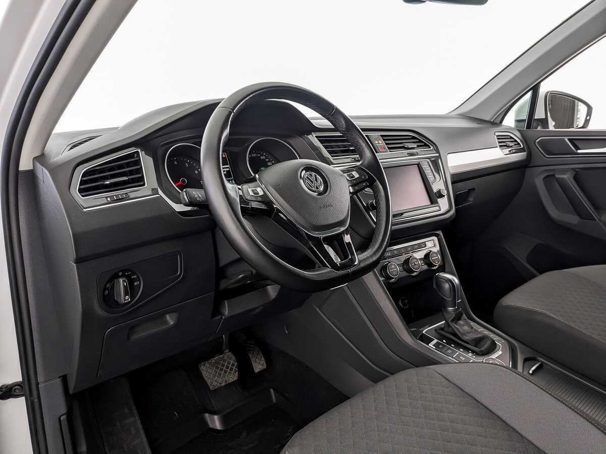 Купить Volkswagen Tiguan, 2017, 149 199 км, фото №14