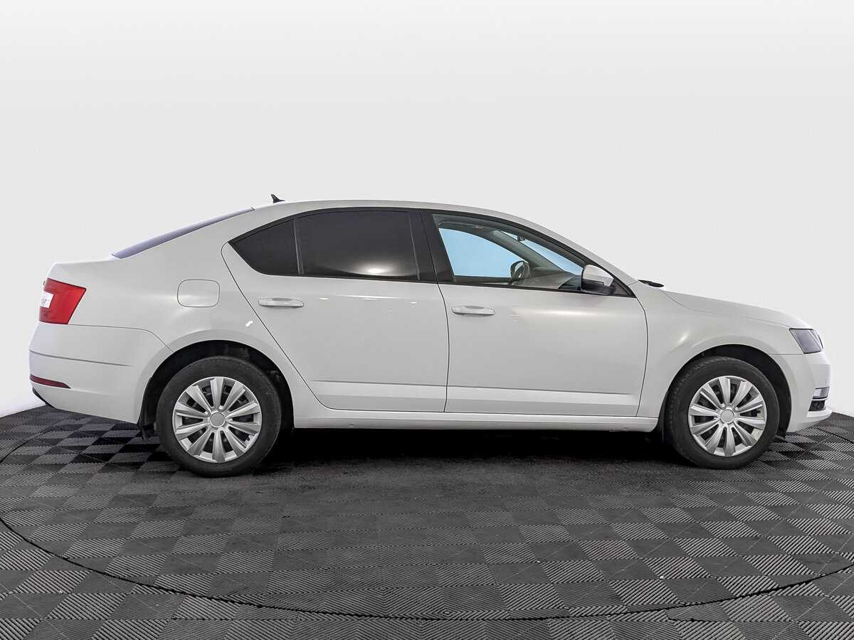 Купить Skoda Octavia, 2018, 106 899 км, фото №4
