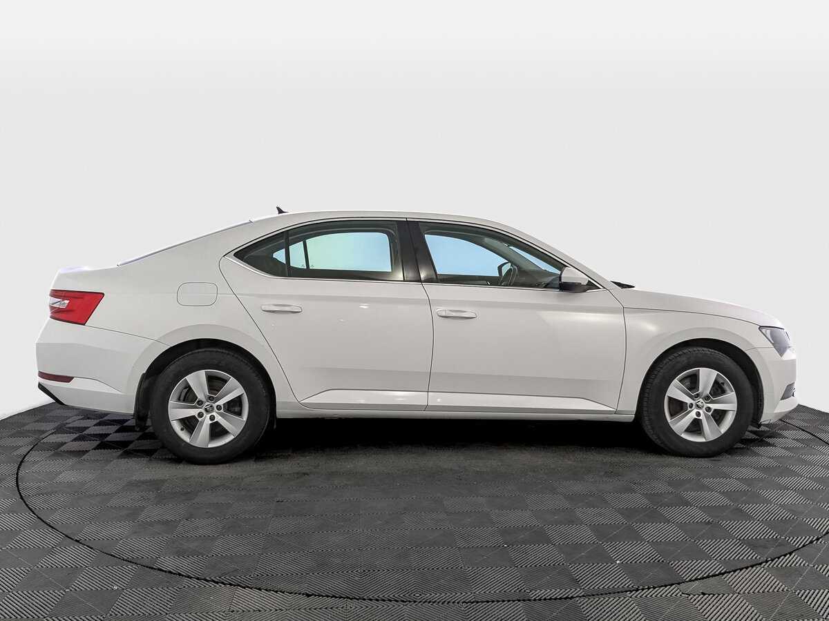 Купить Skoda Superb, 2017, 176 655 км, фото №4