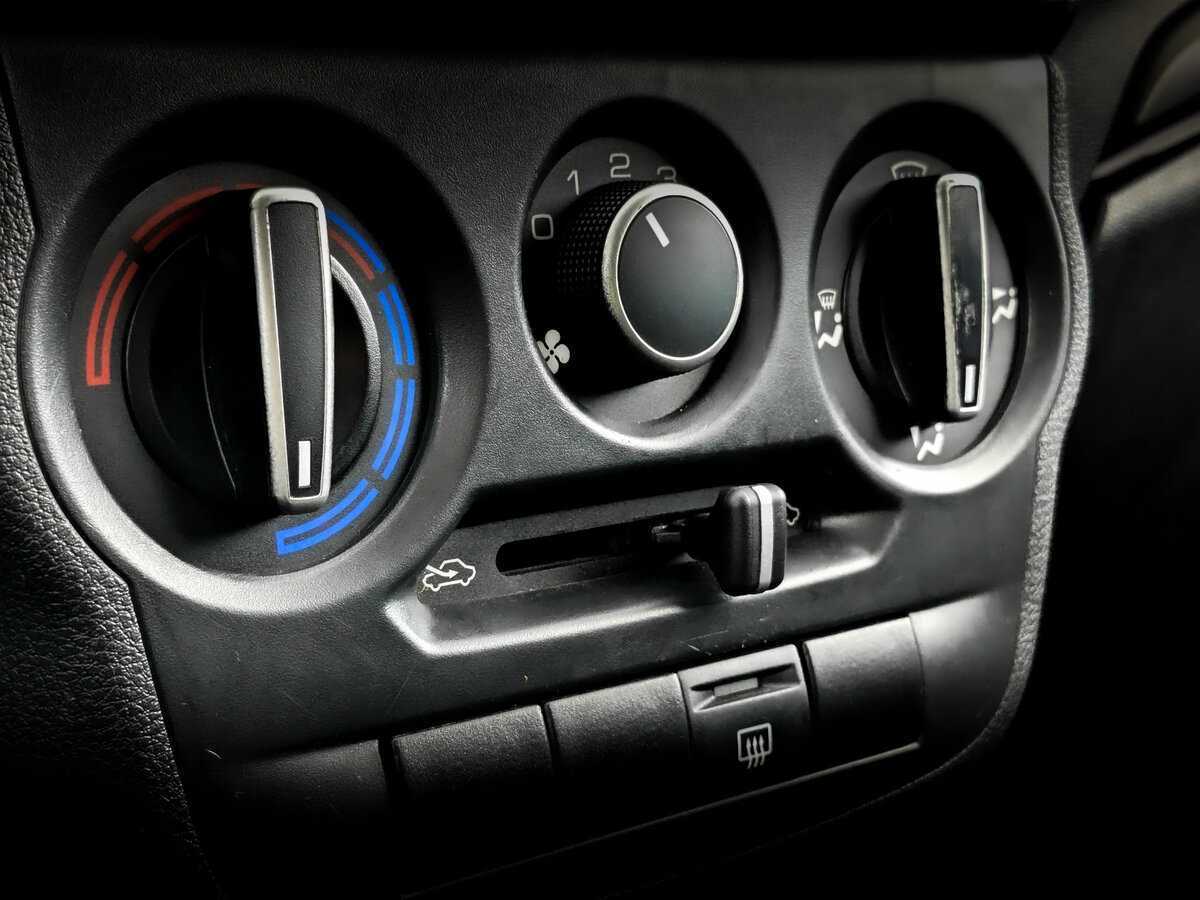 Купить Lada (ВАЗ) Granta, 2018, 101 513 км, фото №21