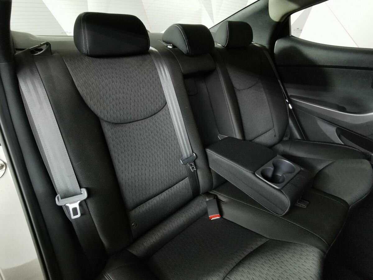 Купить Hyundai Elantra, 2012, 167 801 км, фото №13