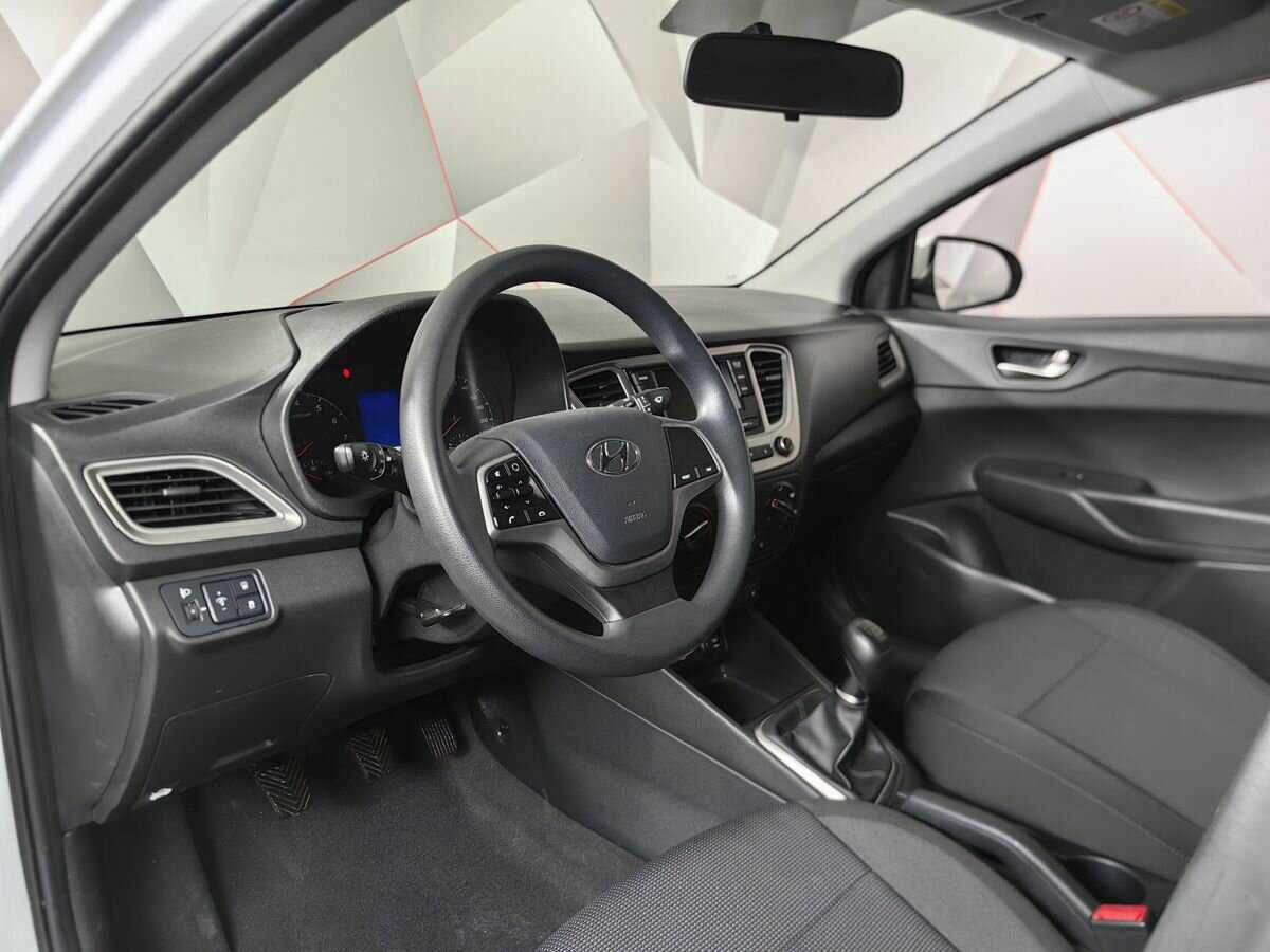 Купить Hyundai Solaris, 2021, 60 846 км, фото №14