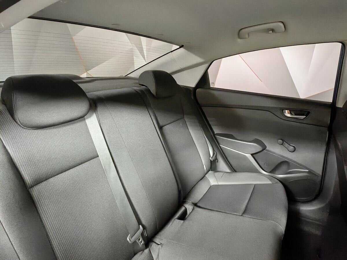 Купить Hyundai Solaris, 2017, 64 021 км, фото №12