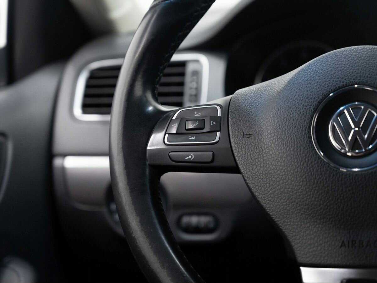 Купить Volkswagen Jetta, 2012, 200 216 км, фото №15