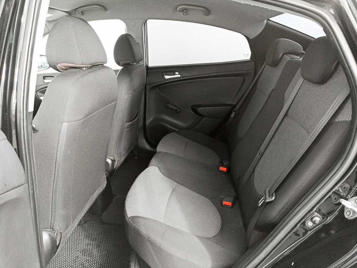 Купить Hyundai Solaris, 2013, 150 554 км, фото №12