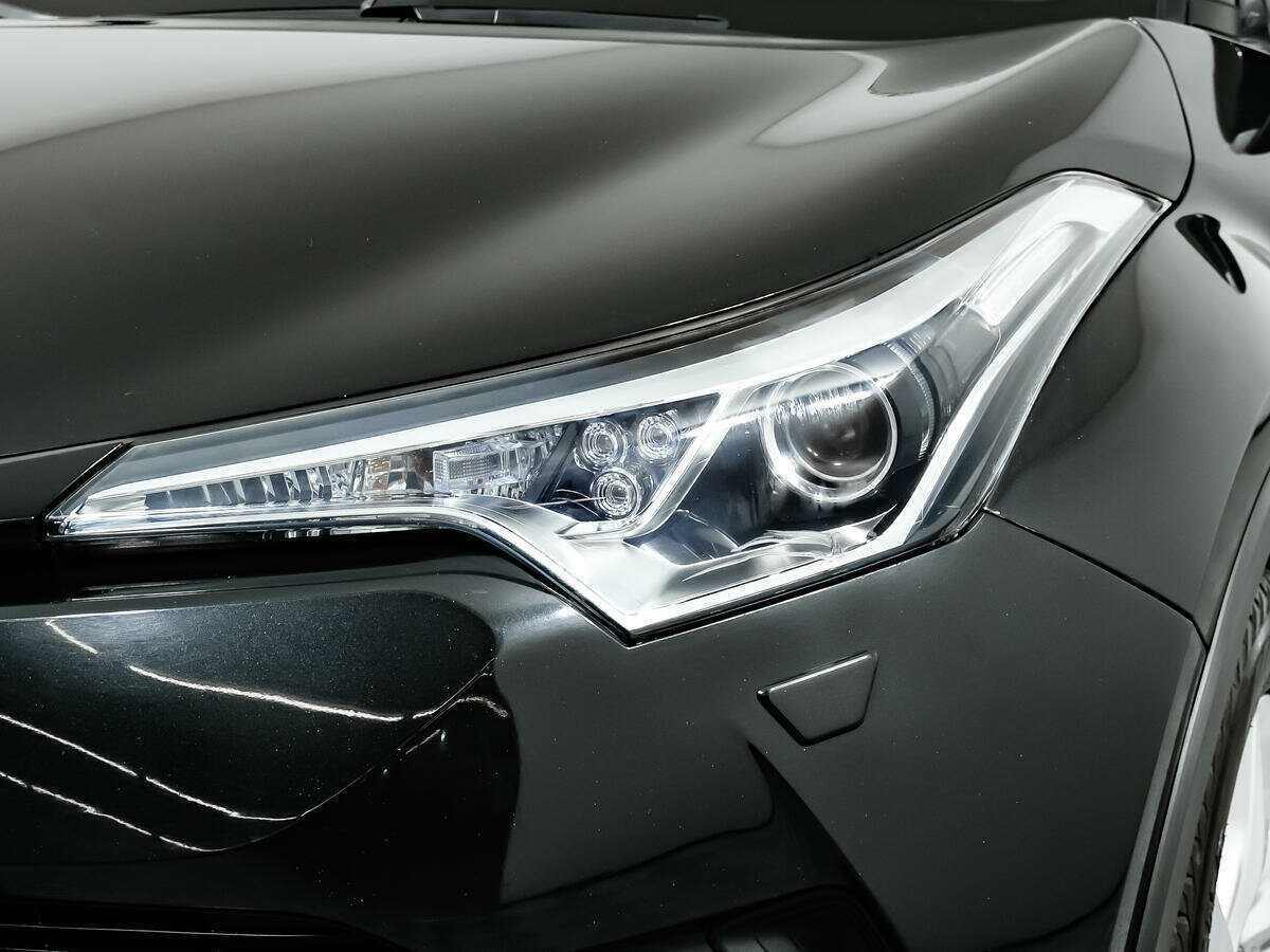 Купить Toyota C-HR, 2018, 67 869 км, фото №14