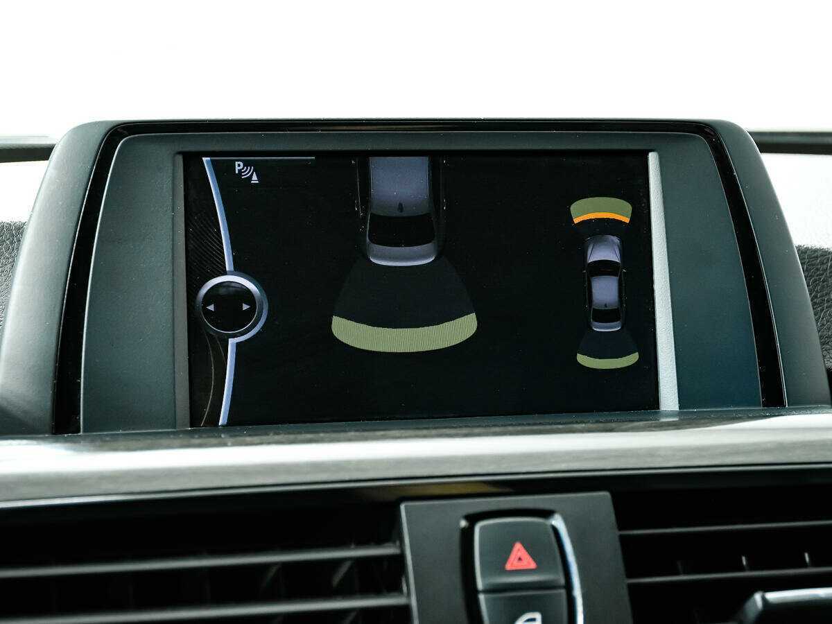 Купить BMW 3 серии 320i, 2013, 148 314 км, фото №15