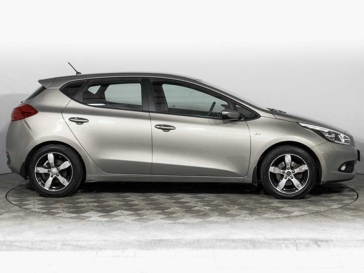 Купить Kia Ceed, 2015, 106 300 км, фото №4