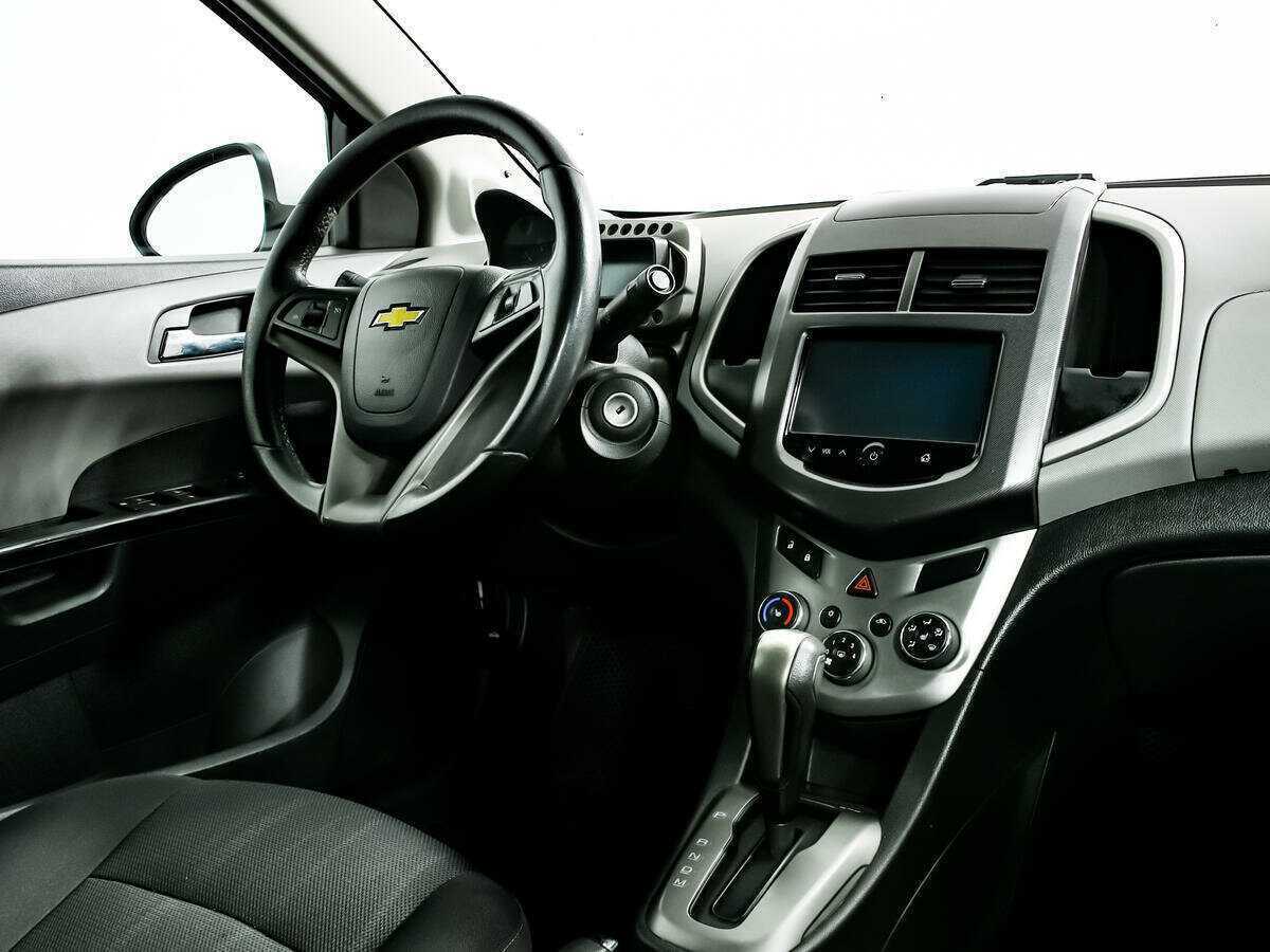 Купить Chevrolet Aveo, 2014, 199 570 км, фото №9