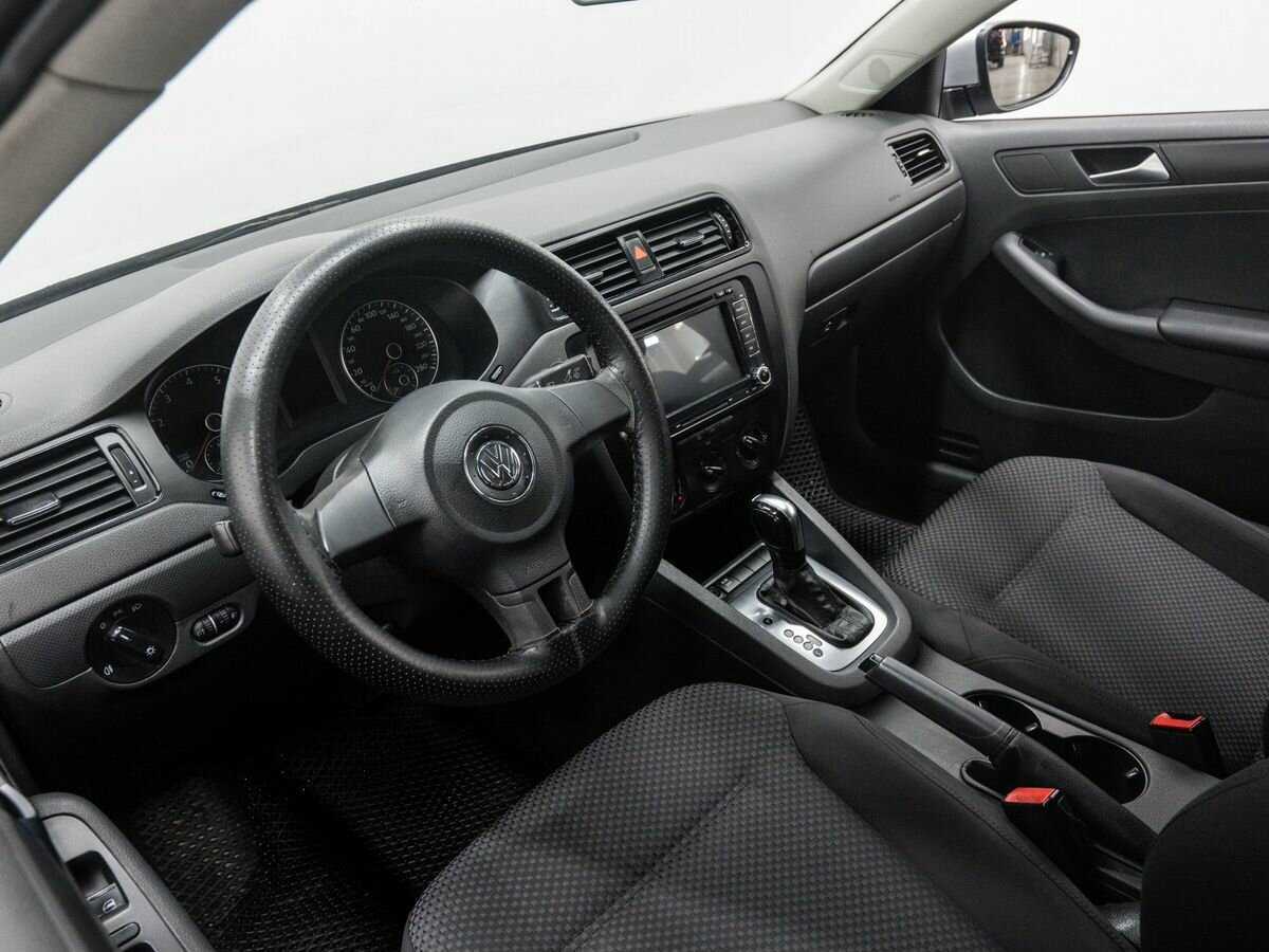 Купить Volkswagen Jetta, 2013, 229 226 км, фото №13