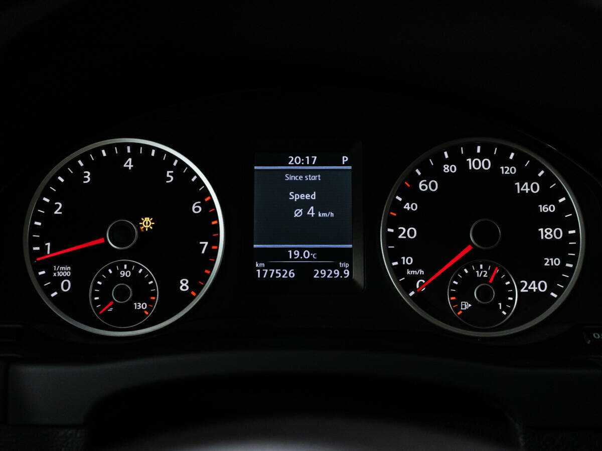 Купить Volkswagen Tiguan, 2012, 177 524 км, фото №12