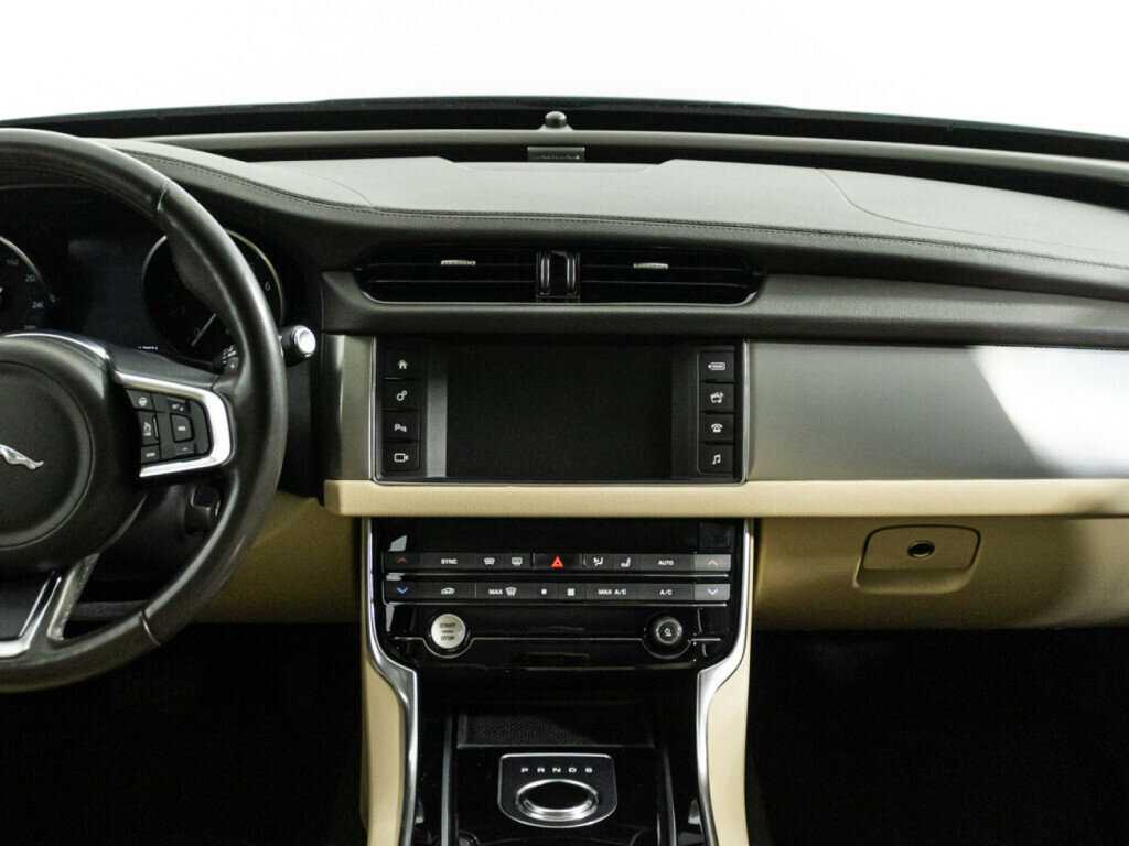 Купить Jaguar XF, 2017, 90 999 км, фото №12