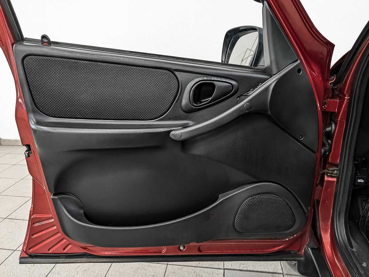 Купить Chevrolet Niva, 2015, 111 856 км, фото №18