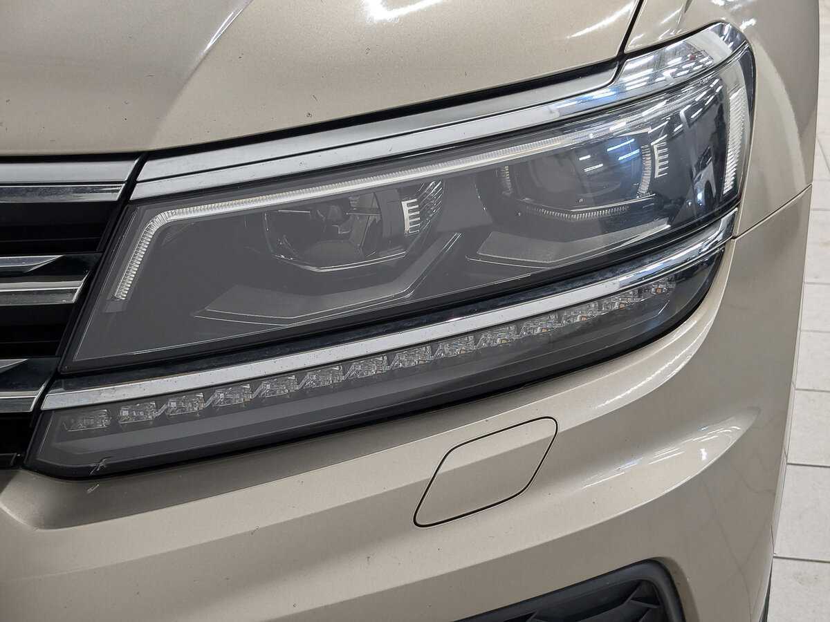 Купить Volkswagen Tiguan, 2018, 201 857 км, фото №17