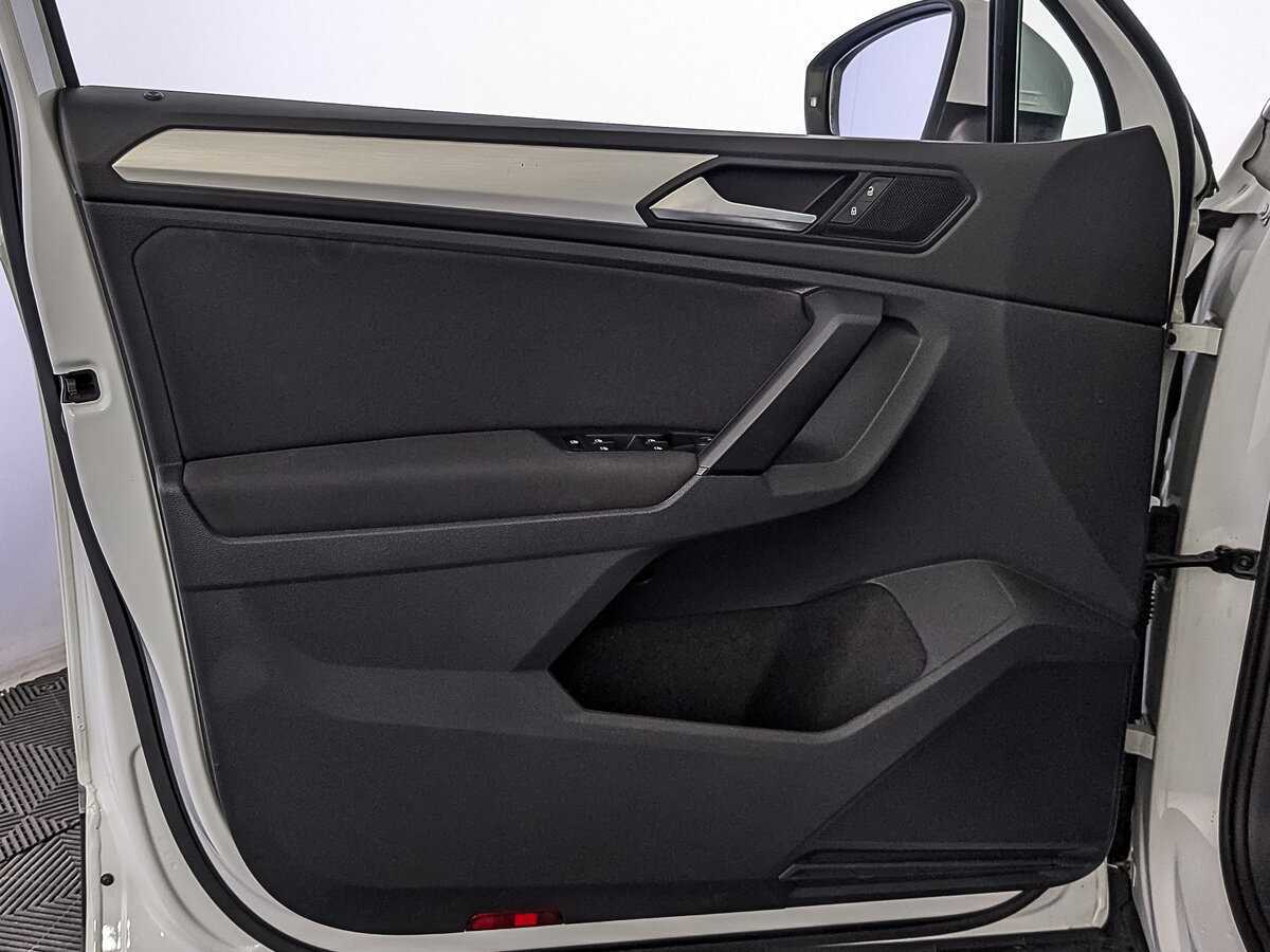 Купить Volkswagen Tiguan, 2018, 92 135 км, фото №19