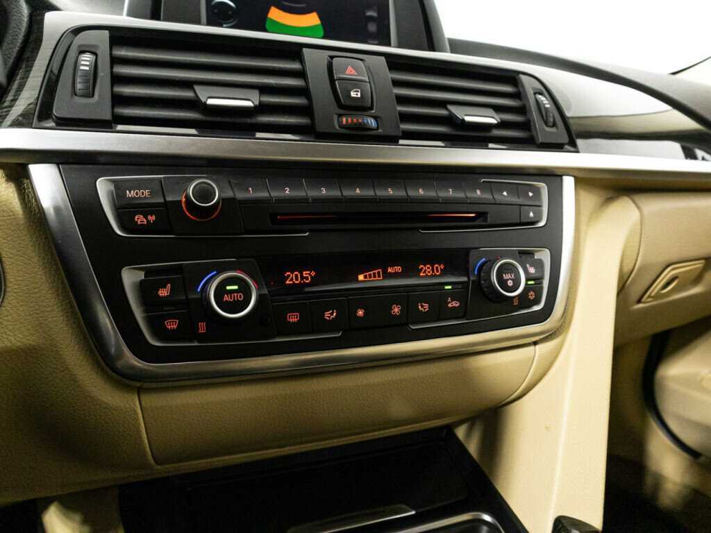 Купить BMW 3 серии 320d, 2012, 208 810 км, фото №16