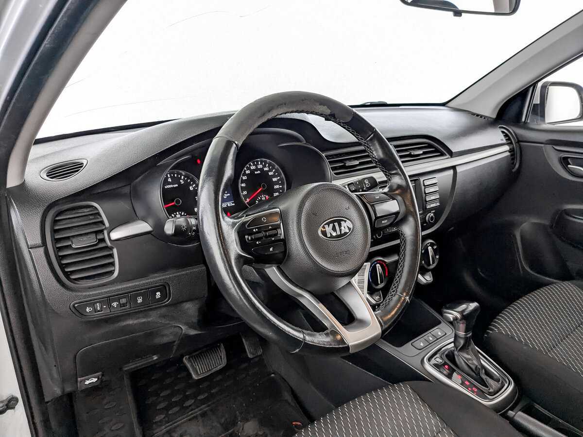 Купить Kia Rio X-Line, 2020, 202 761 км, фото №16