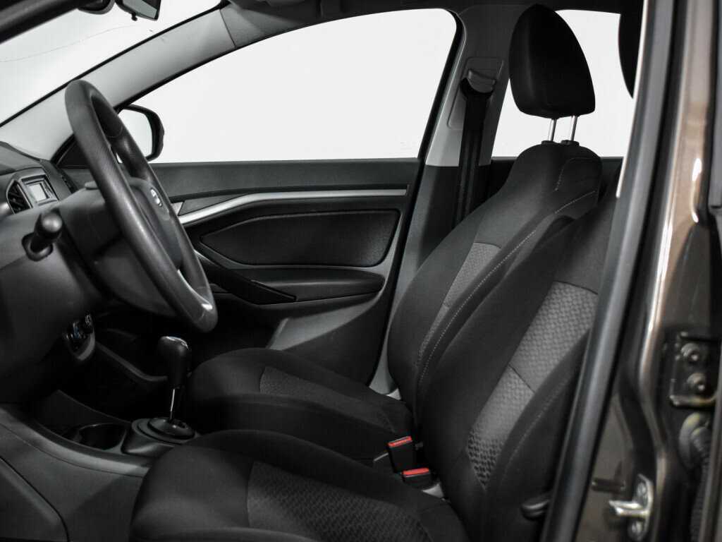 Купить Lada (ВАЗ) Vesta, 2017, 70 921 км, фото №11